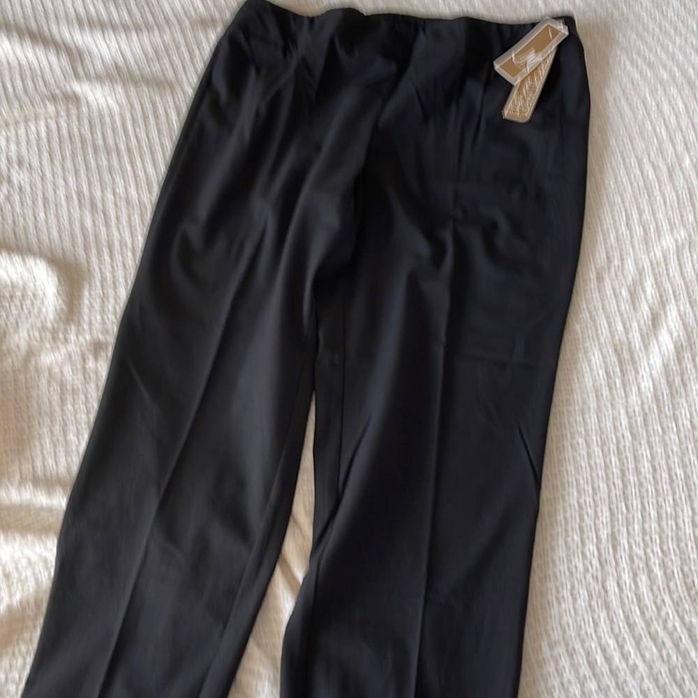 JM magic pant tummy control Size 14 short slim leg comfort fit Black
